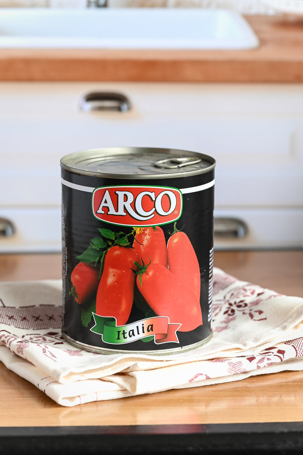 Tomates pelées entières ARCO (800g)